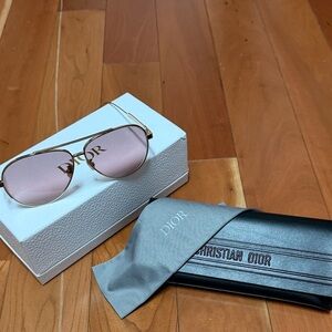Dior Women's Sunglasses with Gold Frame and light brown Lenses
